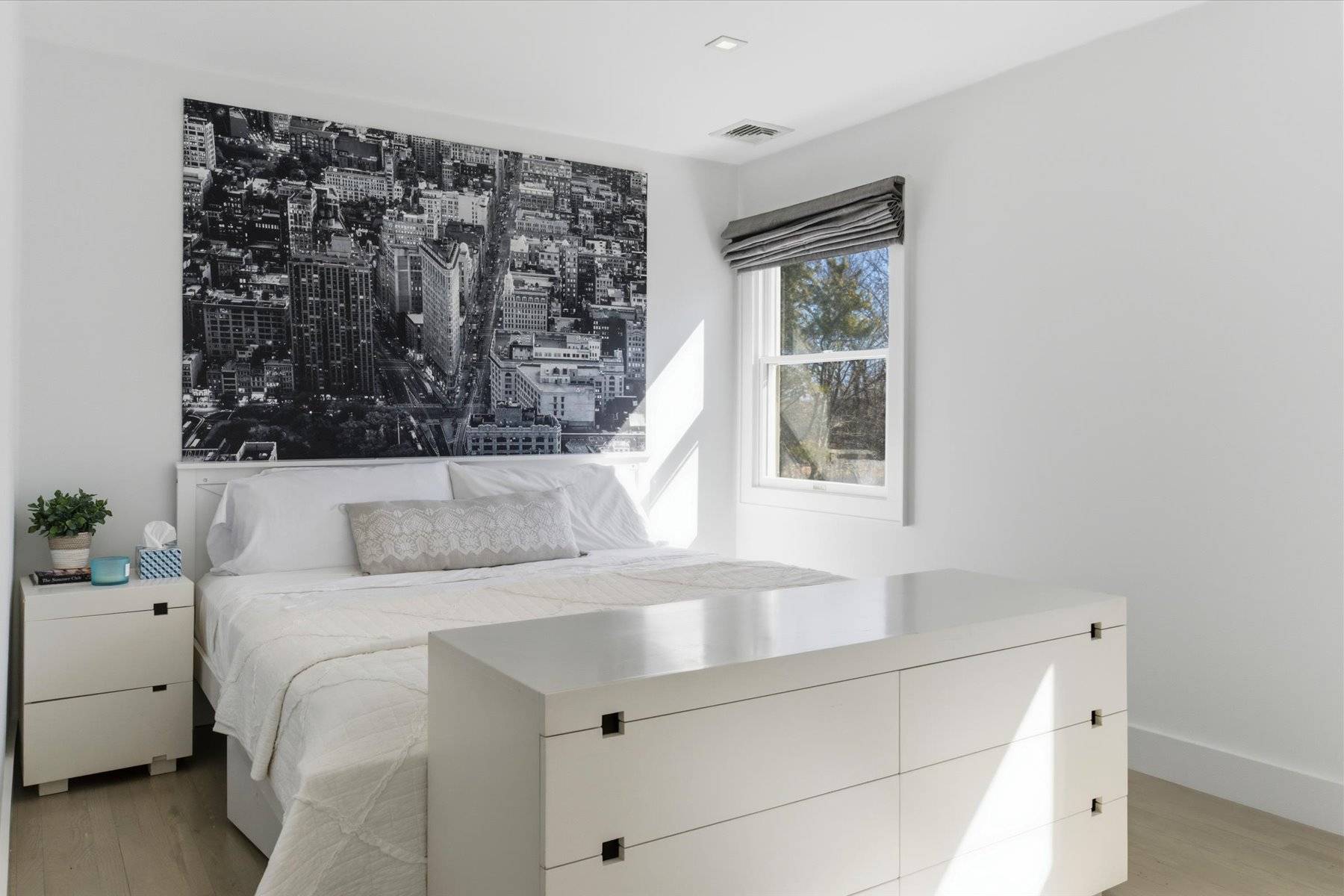 100 WAINSCOTT NORTHWEST RD