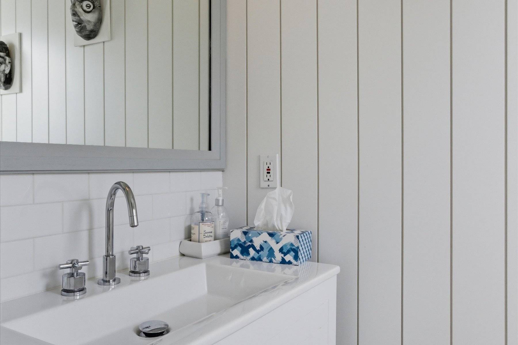 100 WAINSCOTT NORTHWEST RD