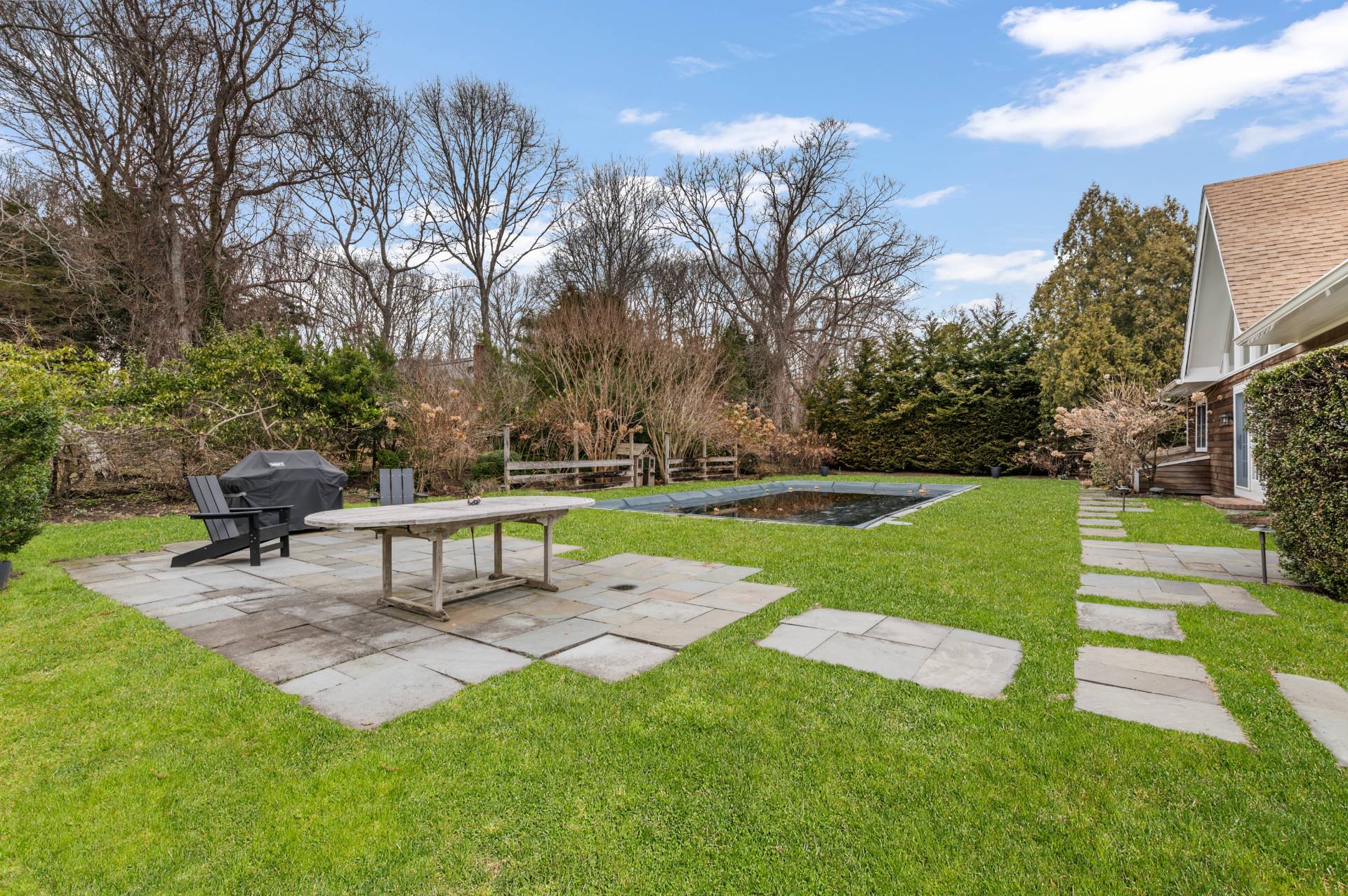 15 BOXWOOD ST