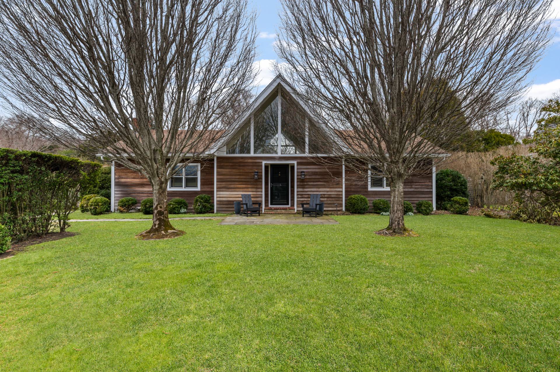 15 BOXWOOD ST