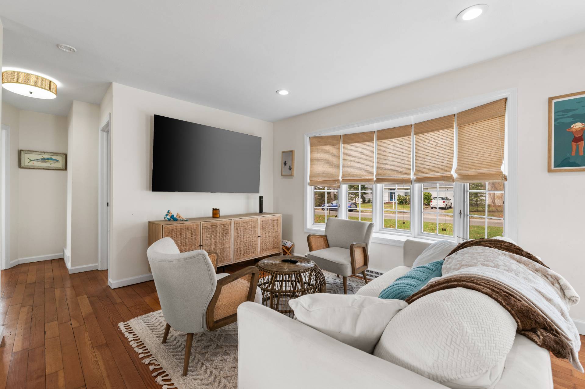 7 Whiting Road