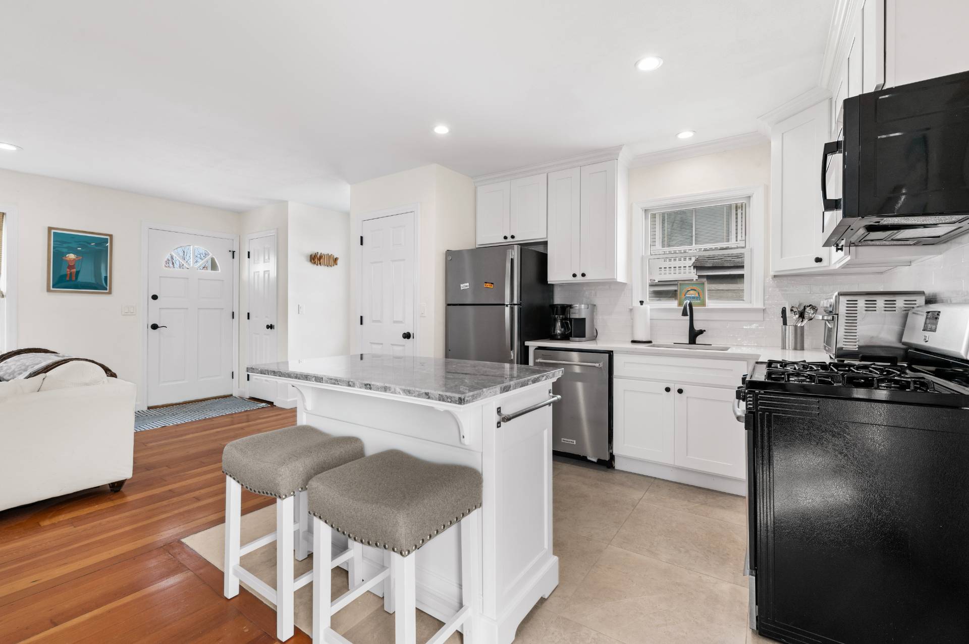 7 Whiting Road