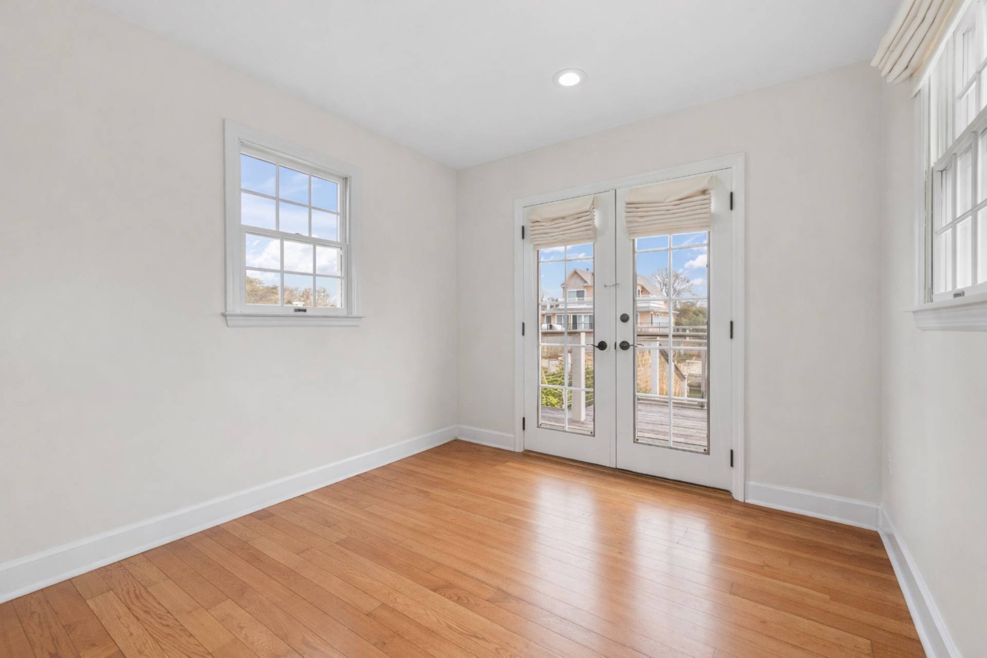 7 Whiting Road