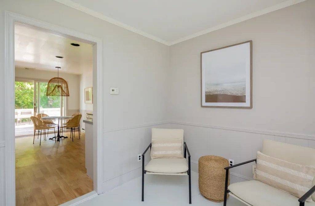 15 Maidstone Ave