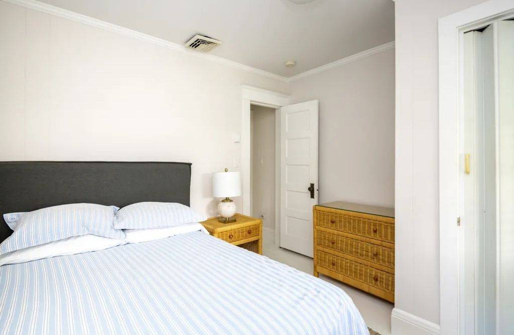 15 Maidstone Ave
