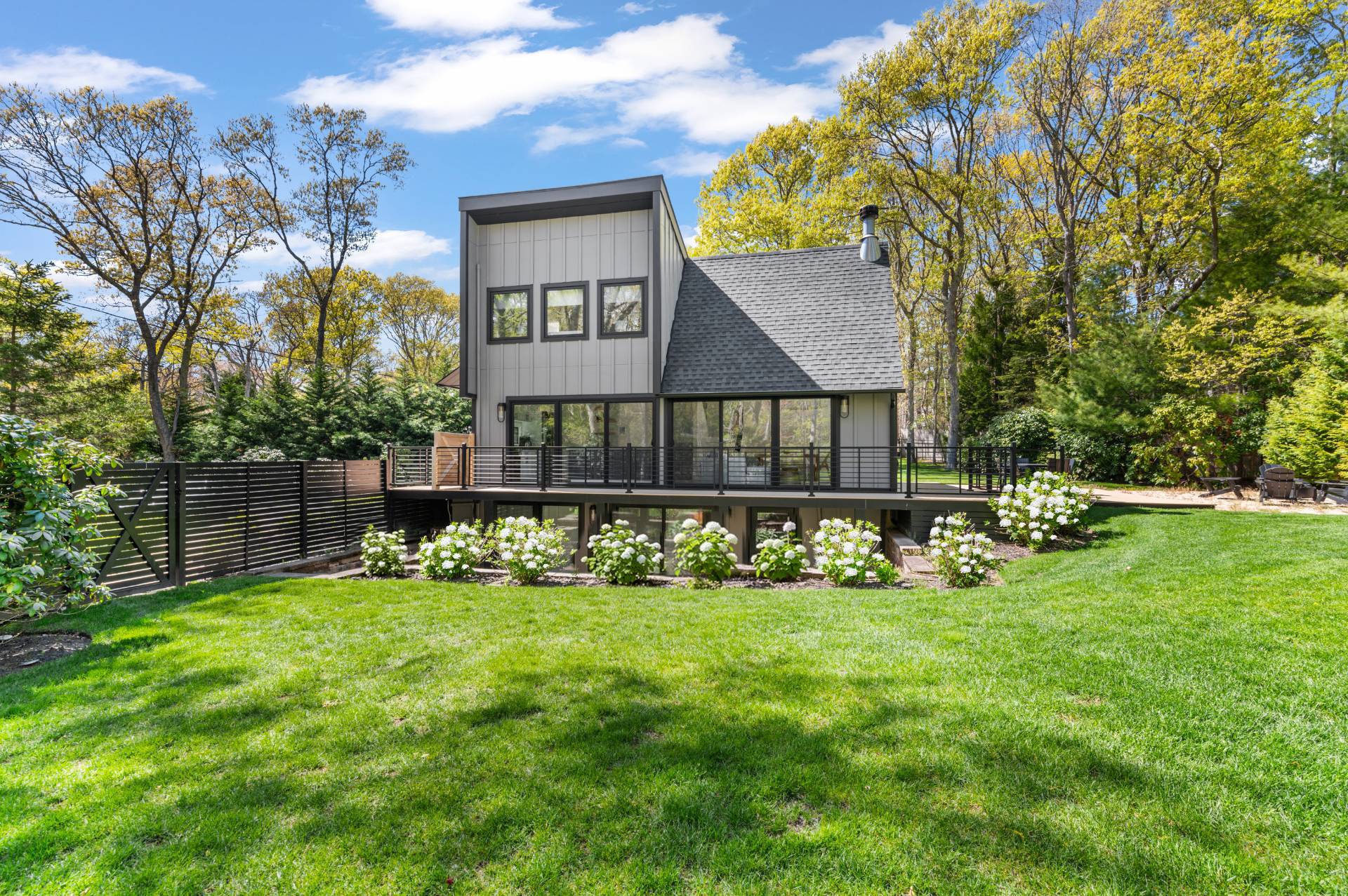 29 ROSES GROVE RD