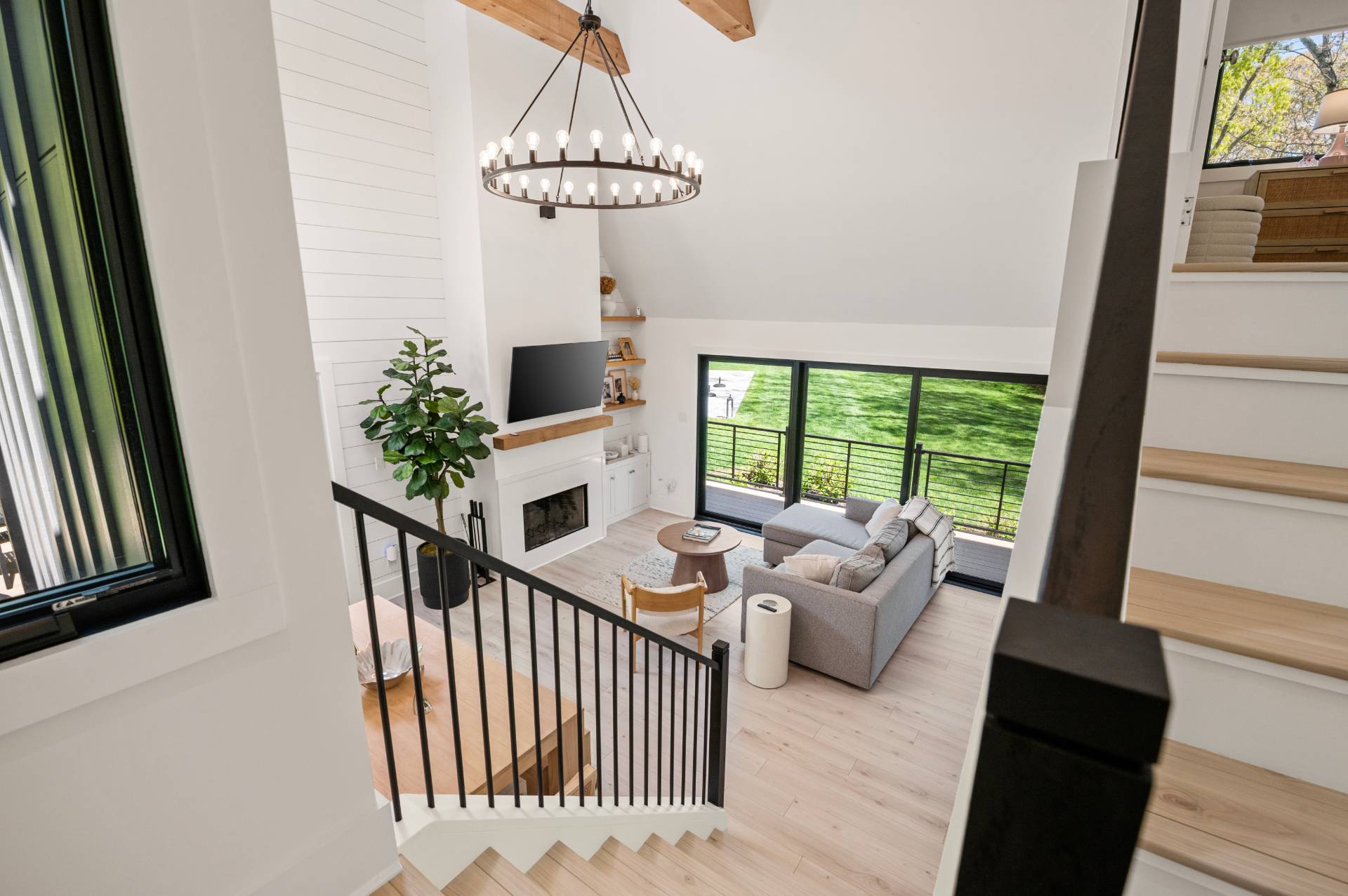 29 ROSES GROVE RD
