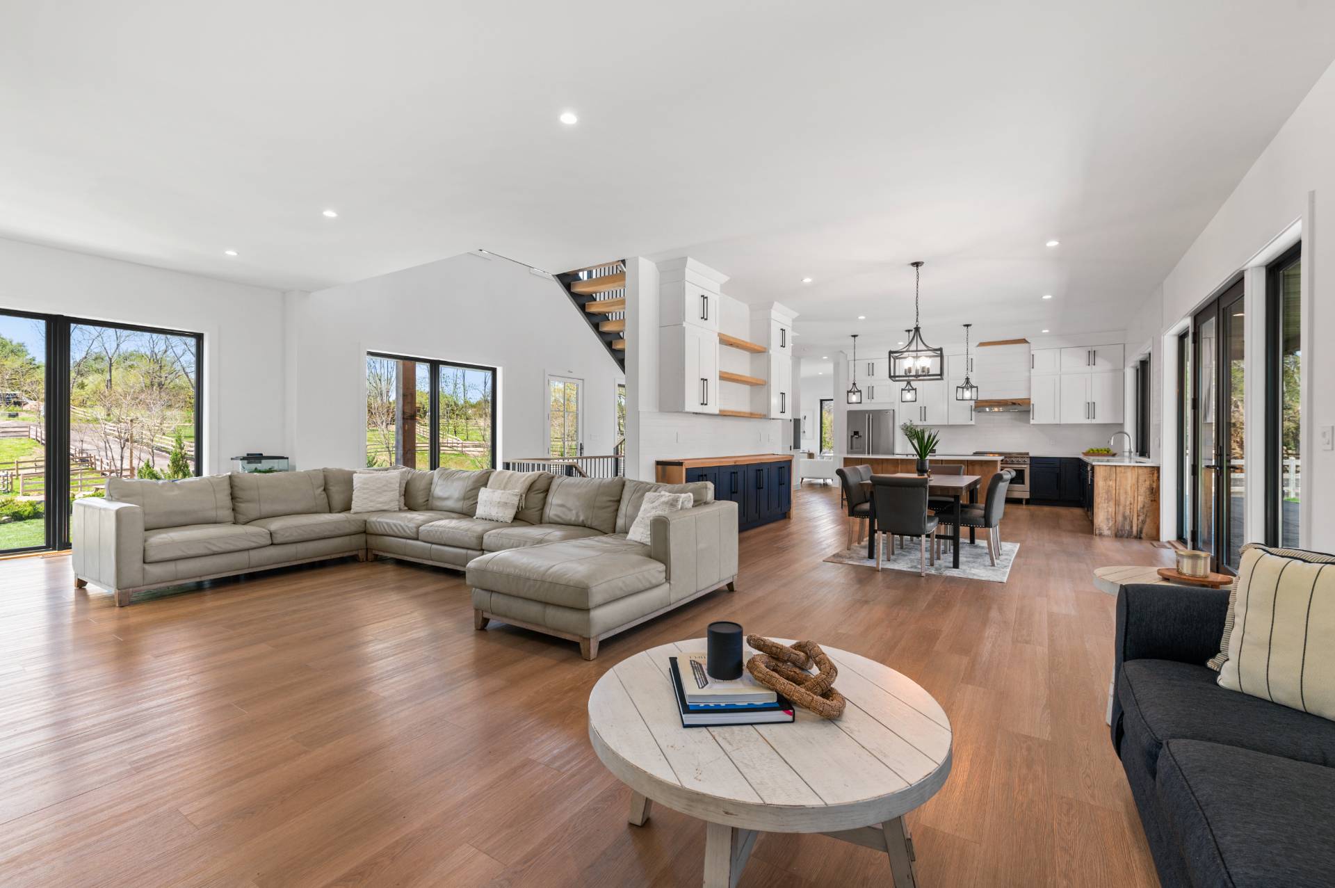 360 West Ln