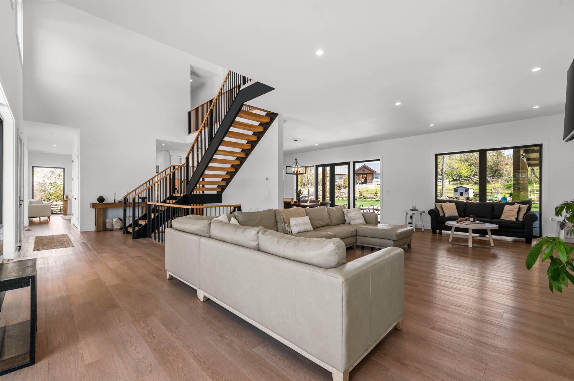 360 West Ln