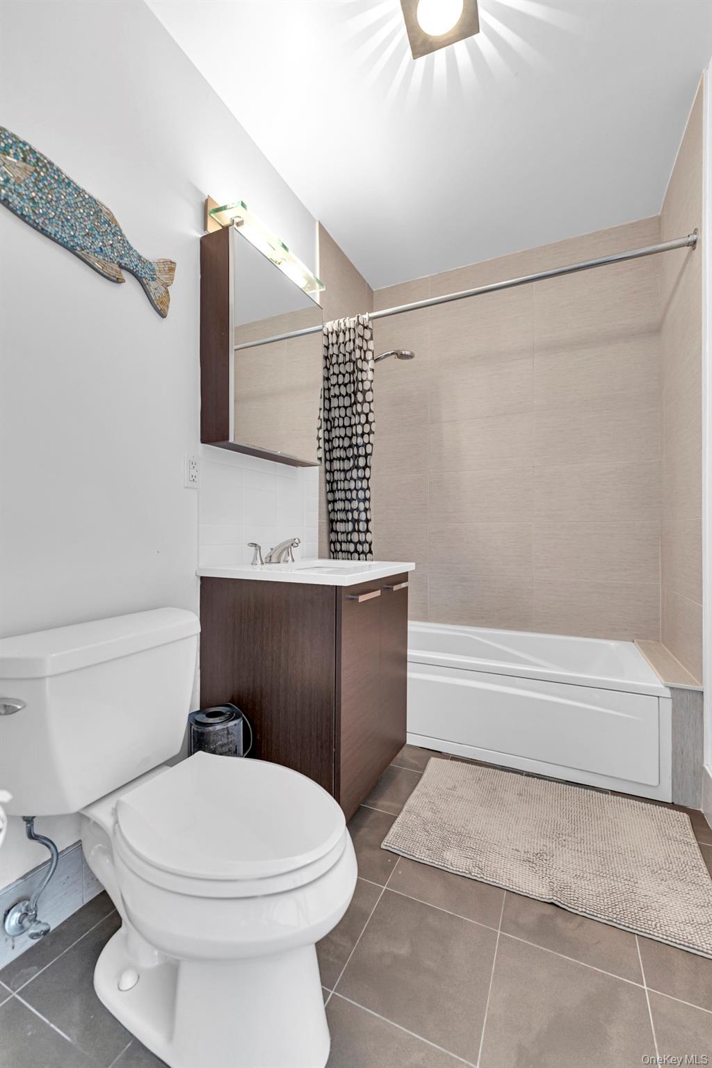 353 E 104 Street Unit: 9C