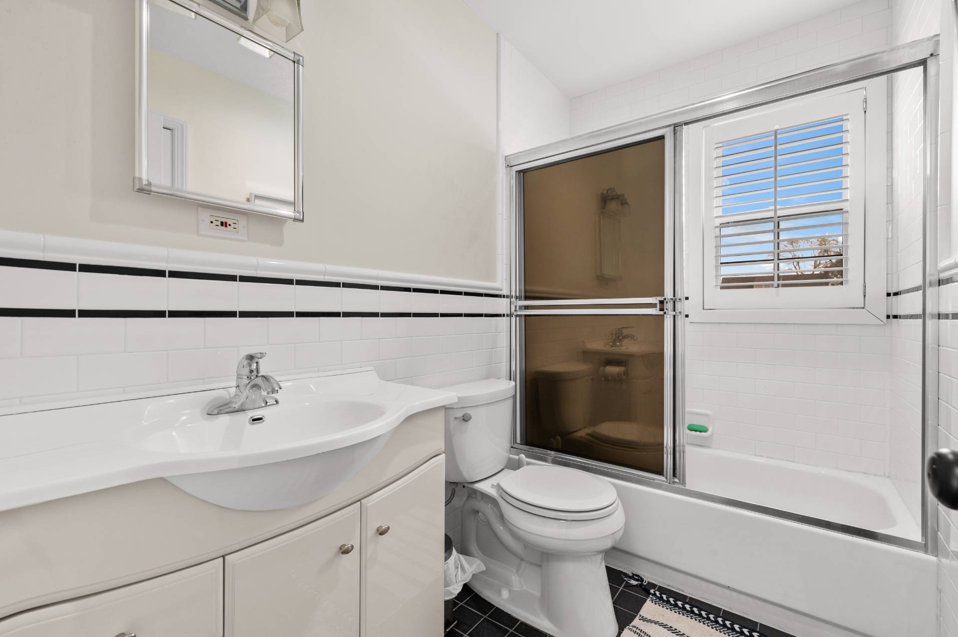 7 Whiting Road