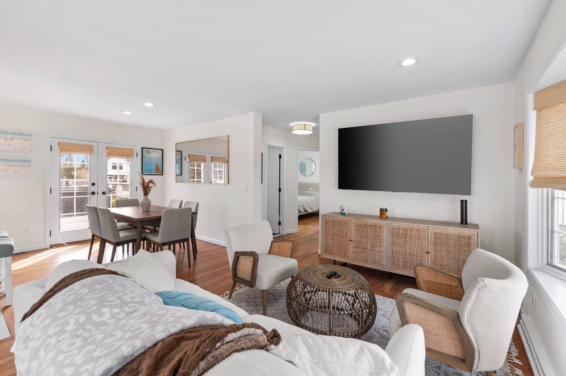 7 Whiting Road