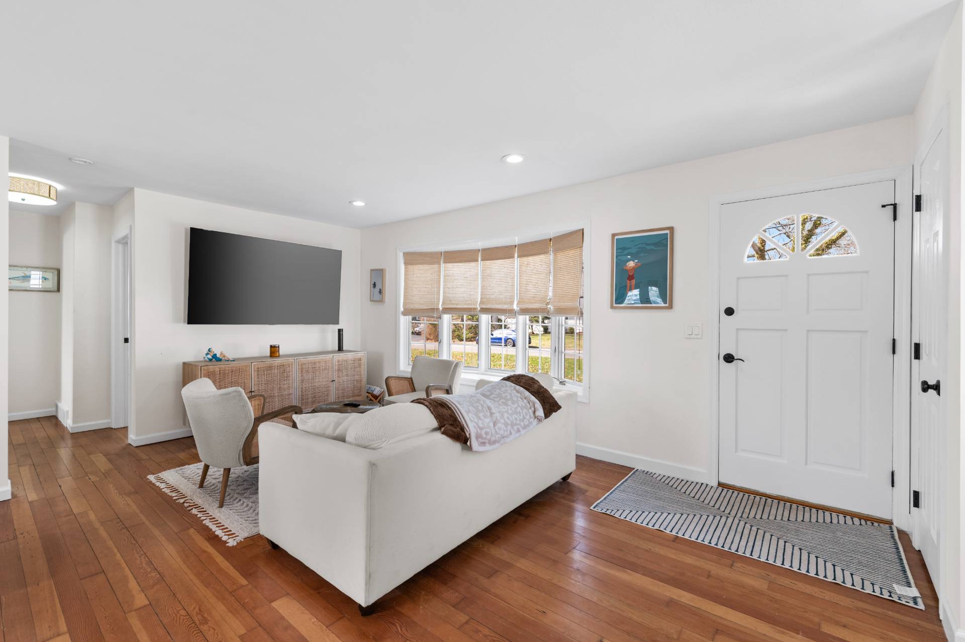 7 Whiting Road