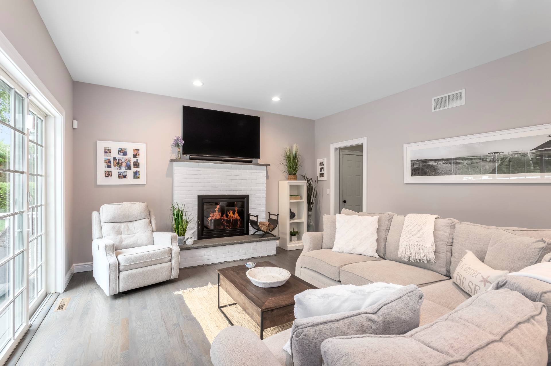 11 STUART CT