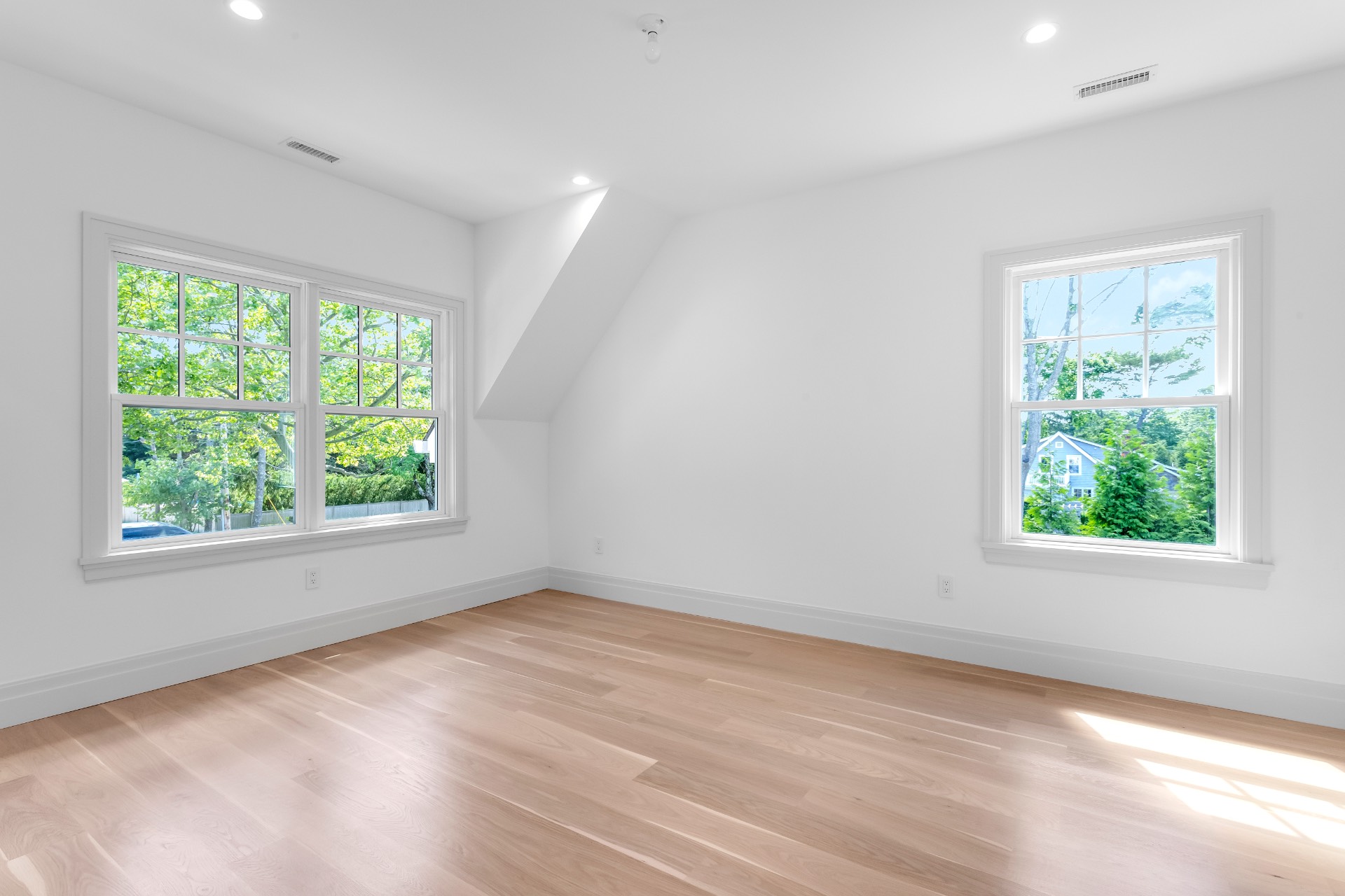 152 South Road