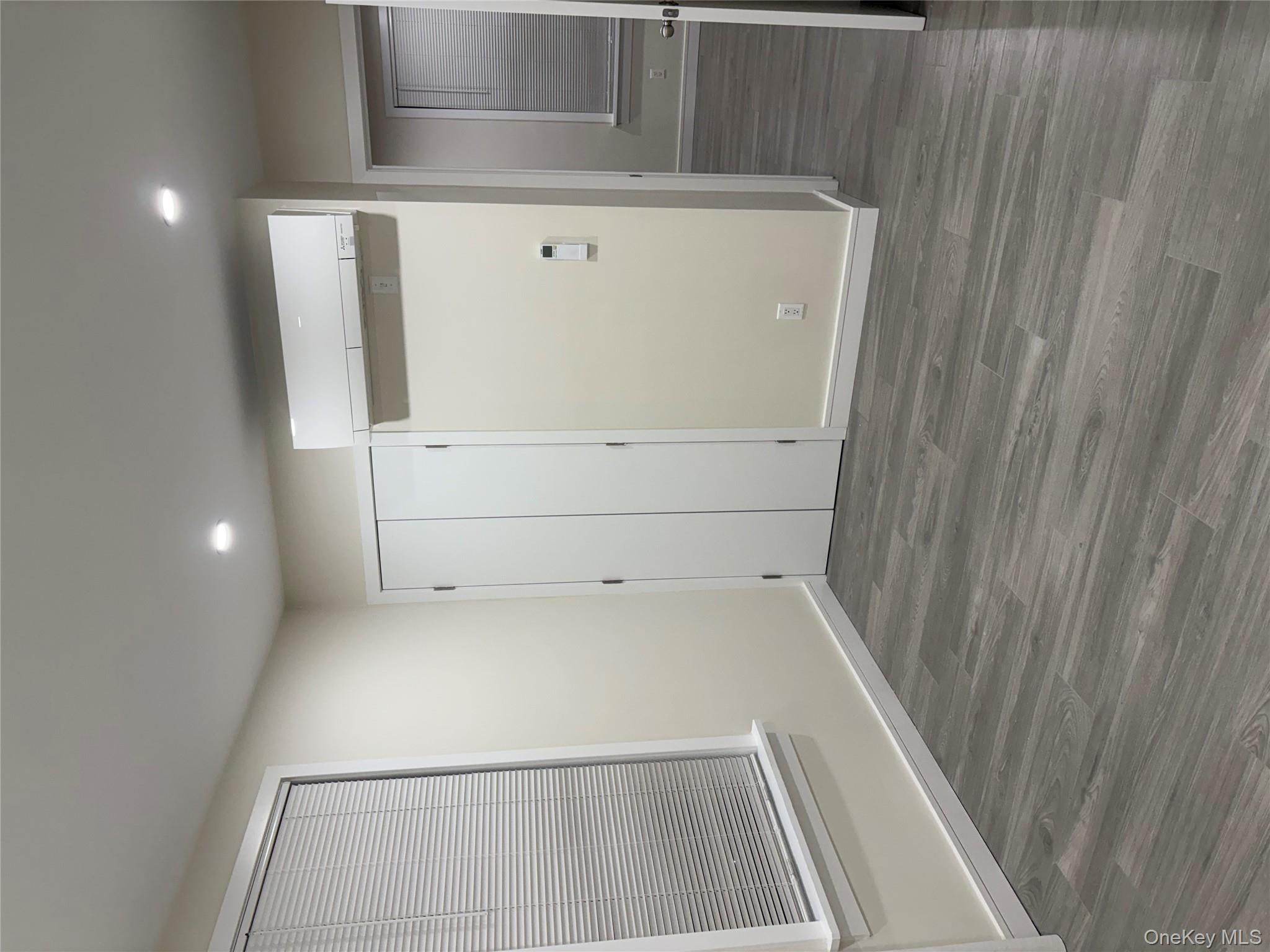 3068 45th Street Unit: 1