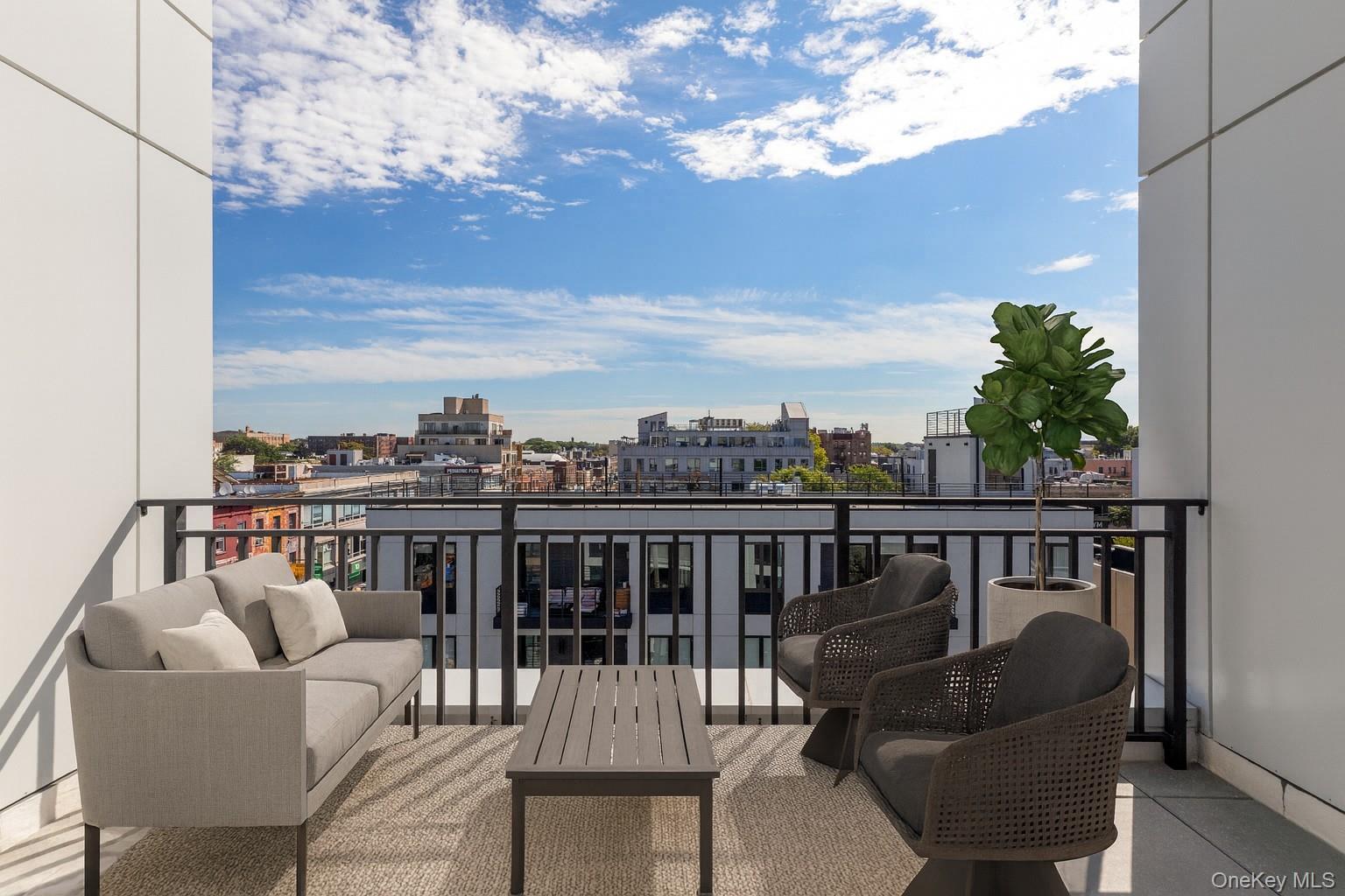 37-18 Broadway Unit: 502