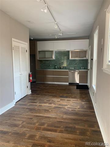 5728 S Rapp Street Unit: 5738