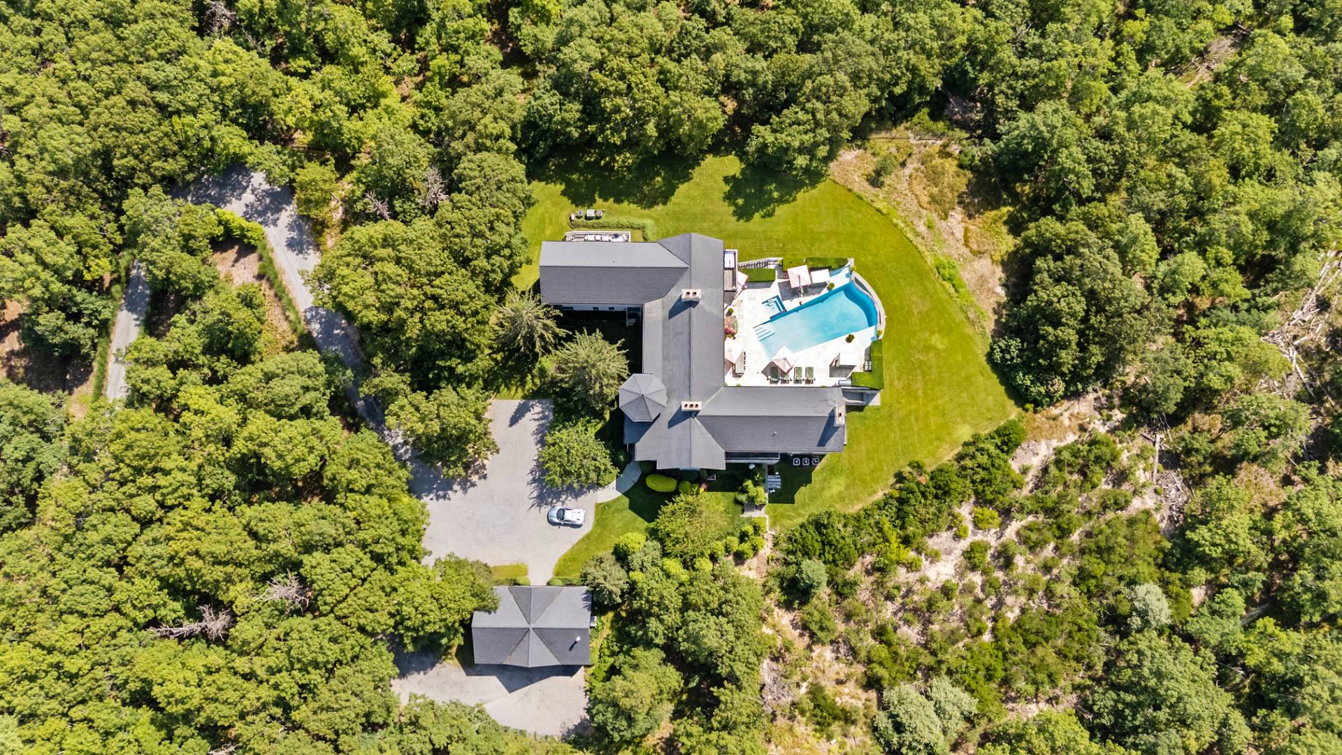 1627 DEERFIELD RD