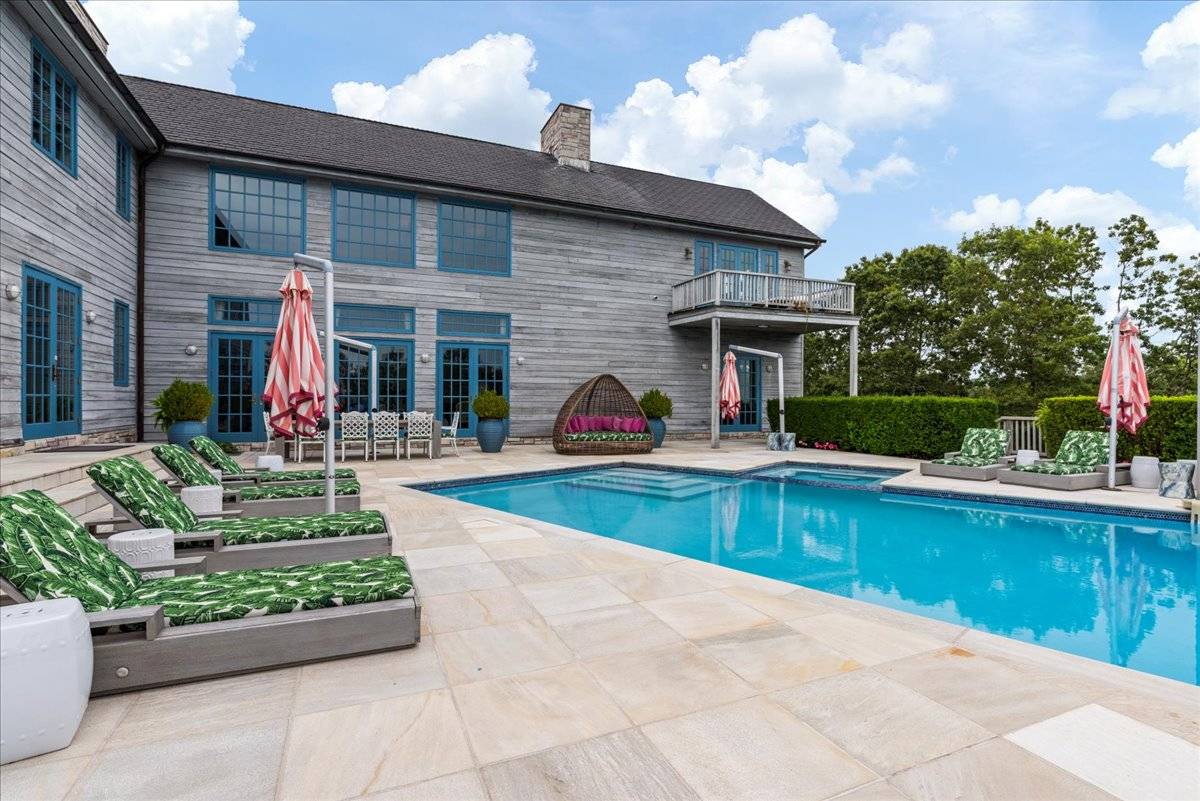 1627 DEERFIELD RD