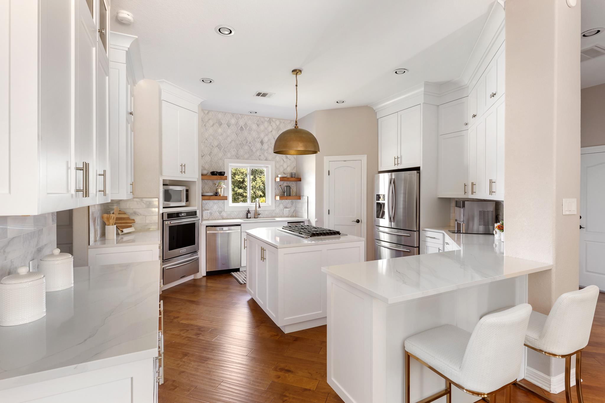 100 Dovetail LN