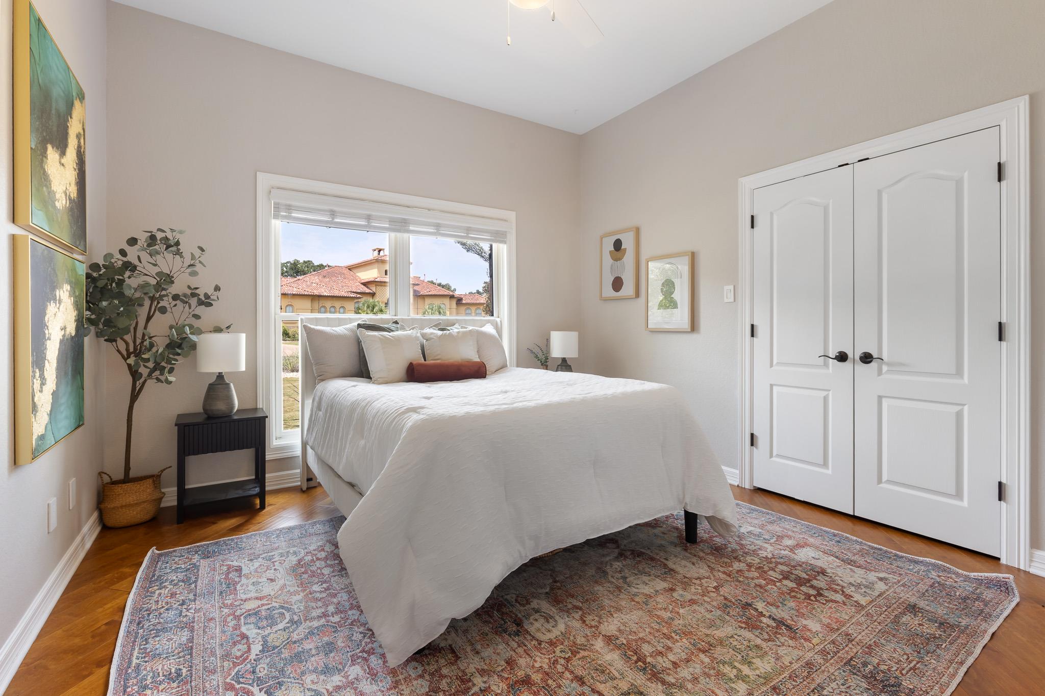 100 Dovetail LN