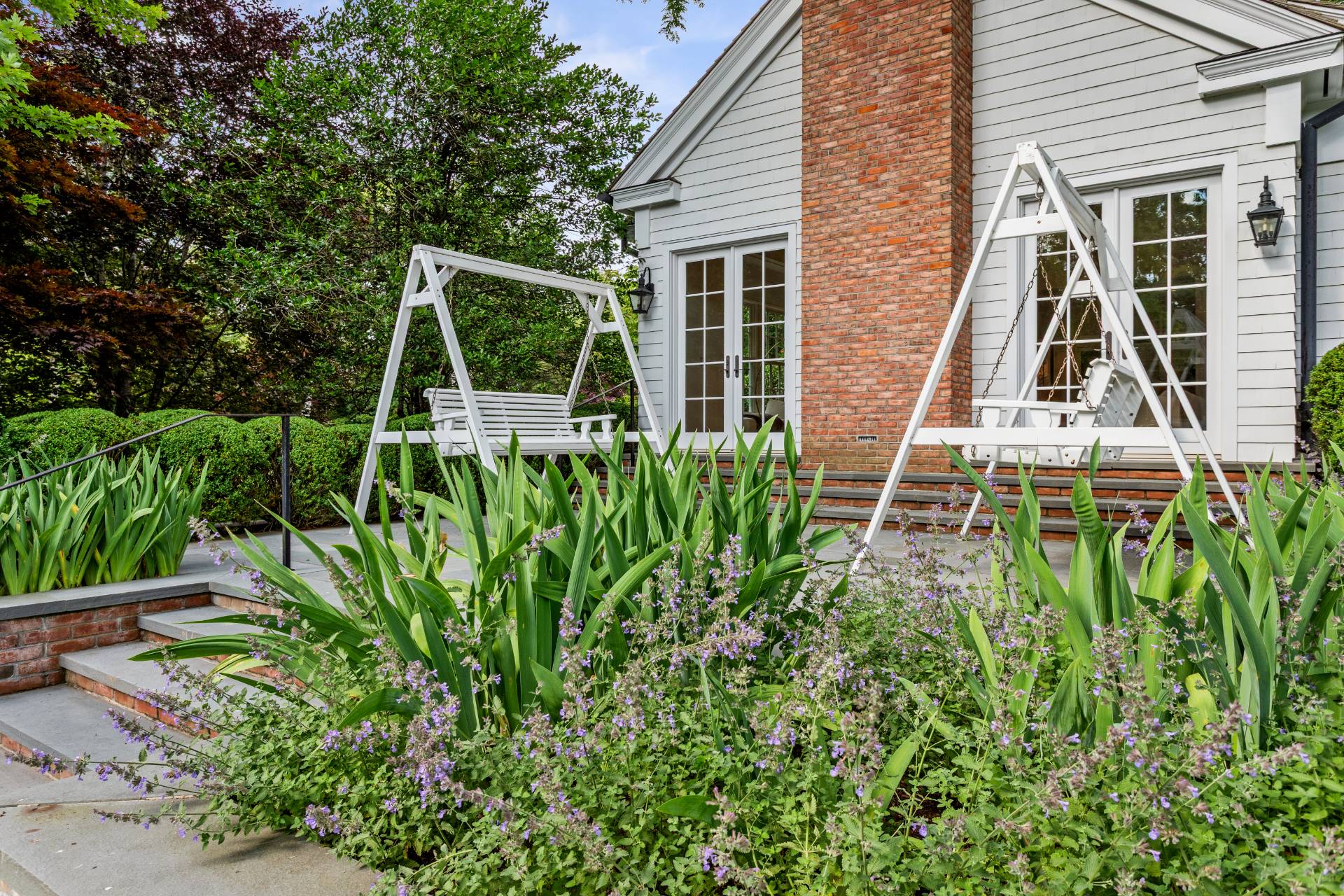 30 Mathews Rd