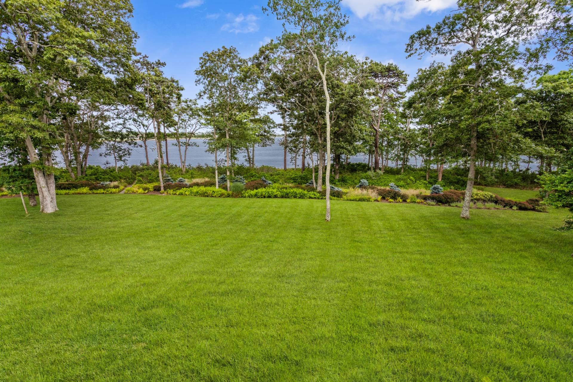 30 Mathews Rd