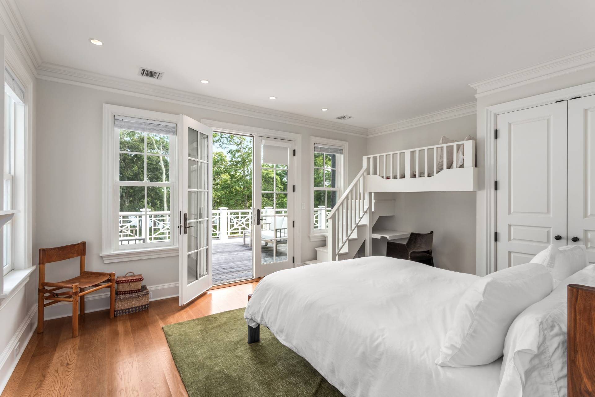 30 Mathews Rd