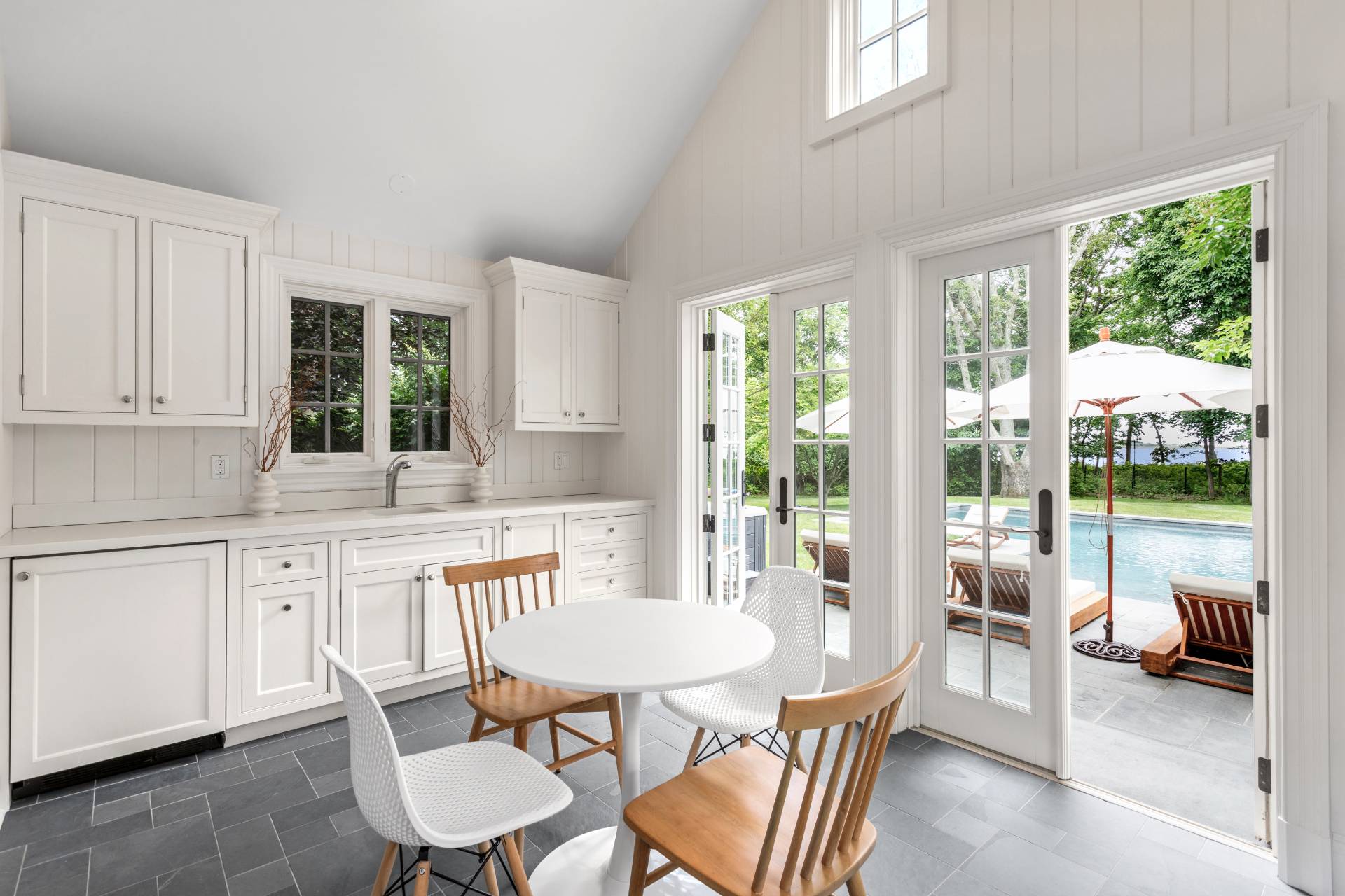 30 Mathews Rd