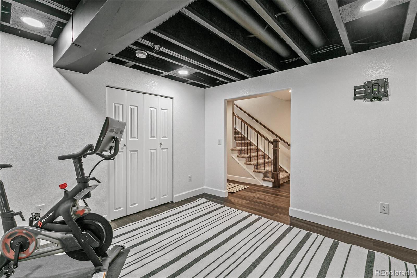 15586 W Washburn Circle