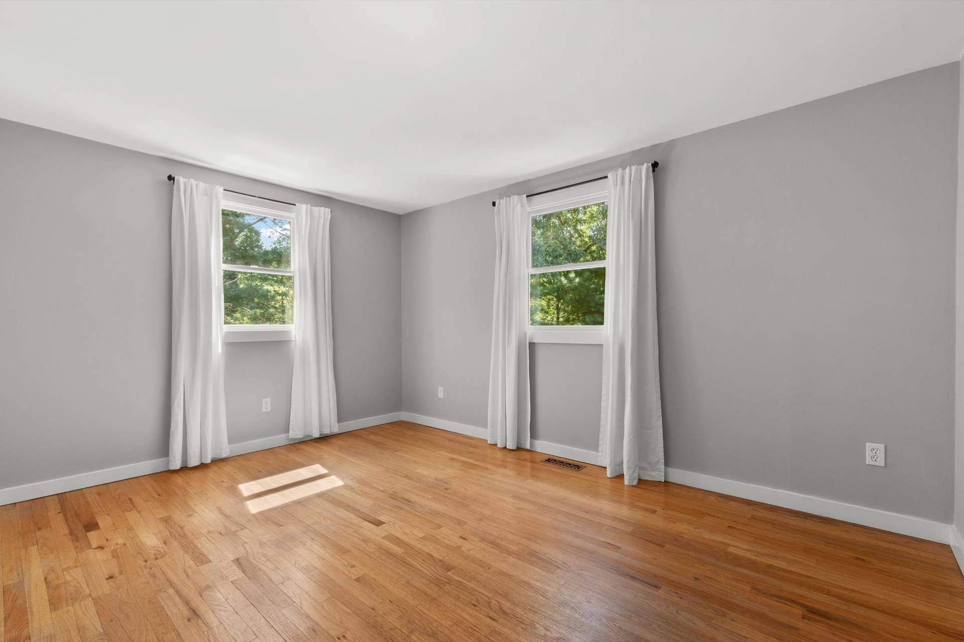 493 WATER MILL TOWD RD