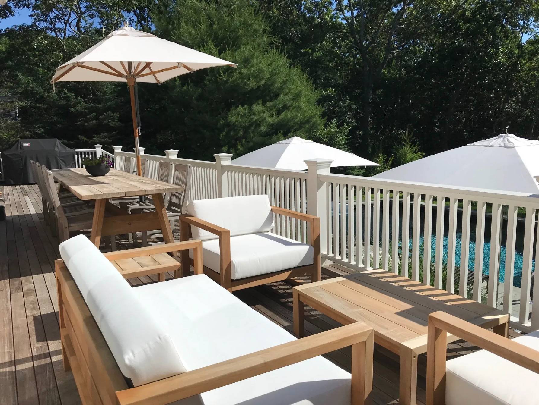 52 WOODRUFF LN