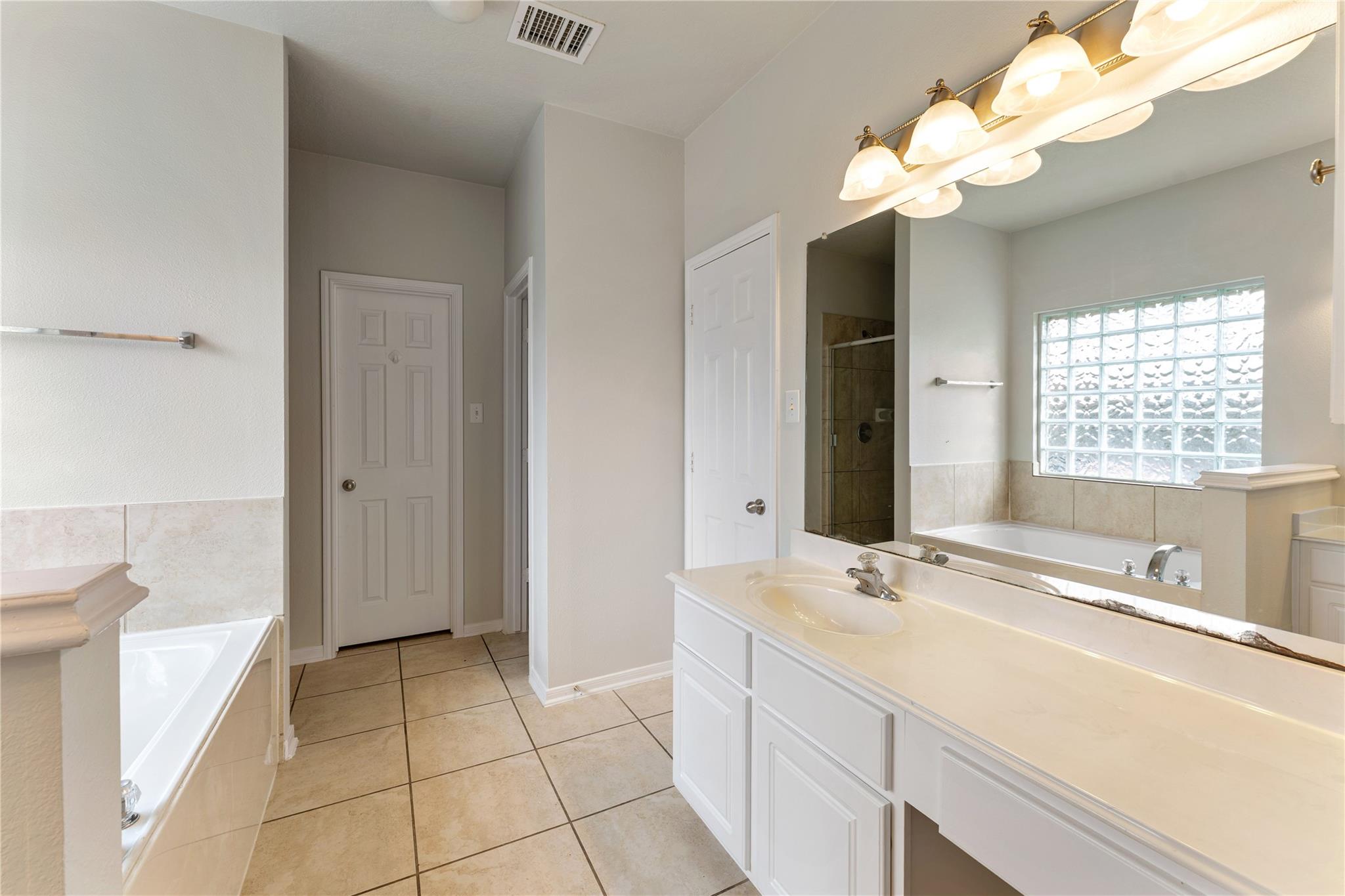 21915 Sunvolt Court