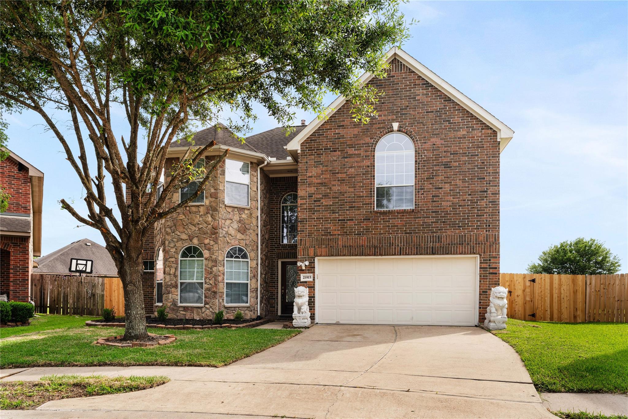 21915 Sunvolt Court