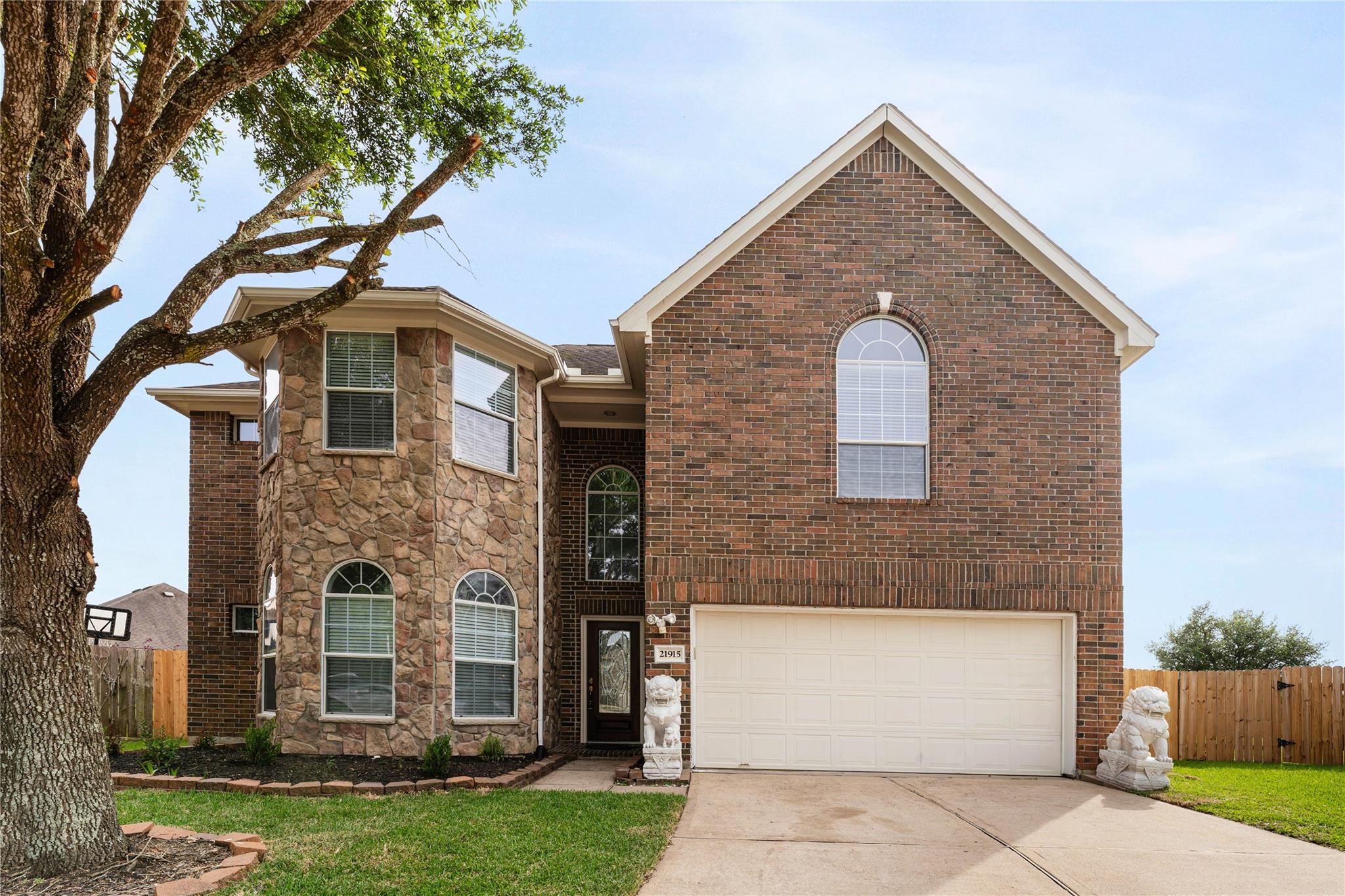 21915 Sunvolt Court