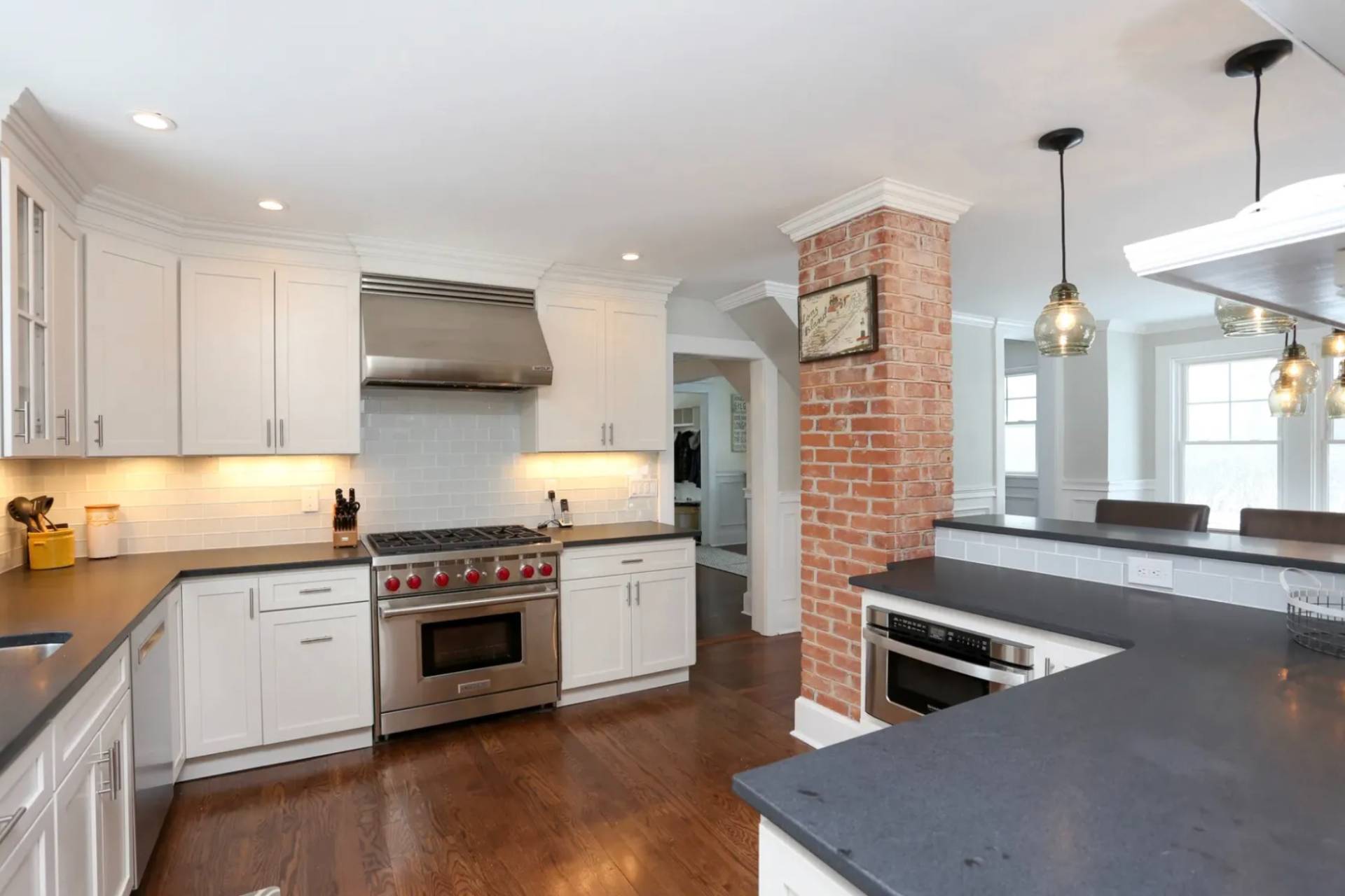 94 WILLOW ST