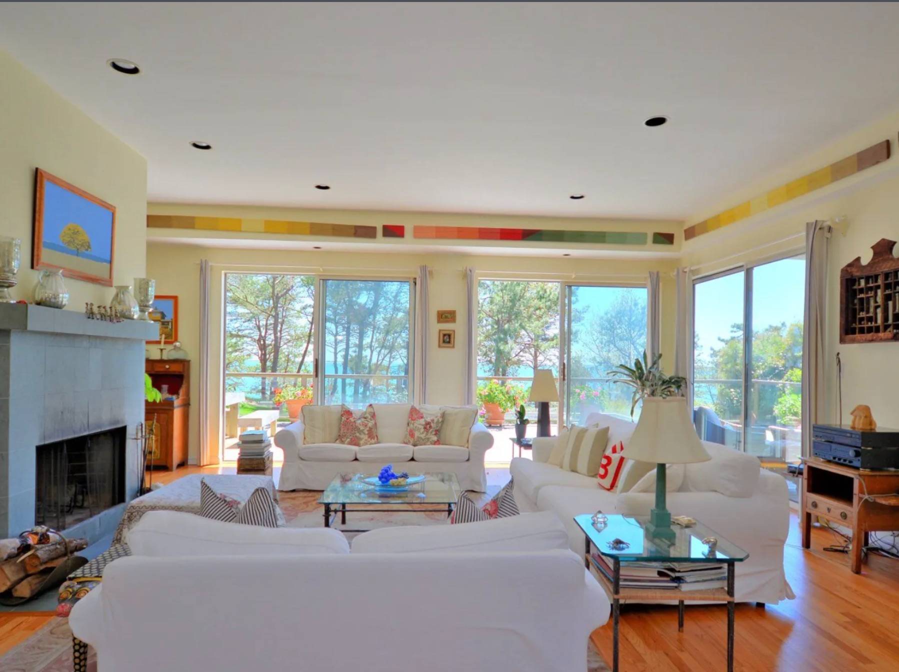 32 SOUTH BEACH RD
