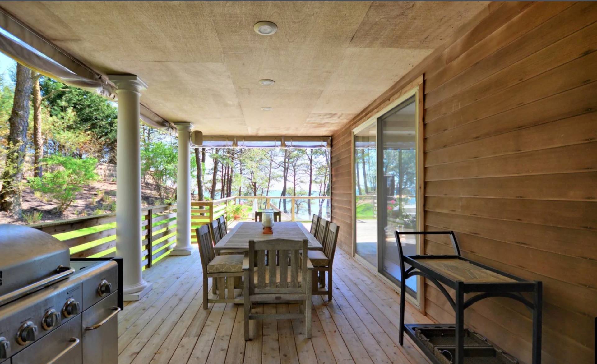32 SOUTH BEACH RD