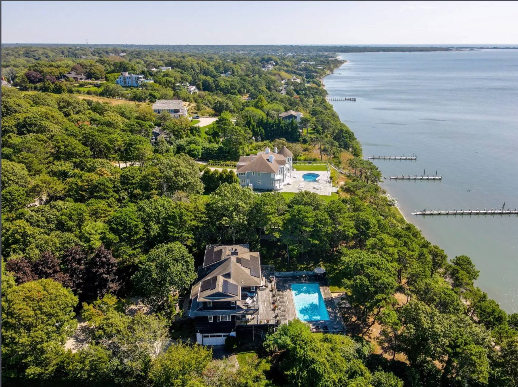 32 SOUTH BEACH RD