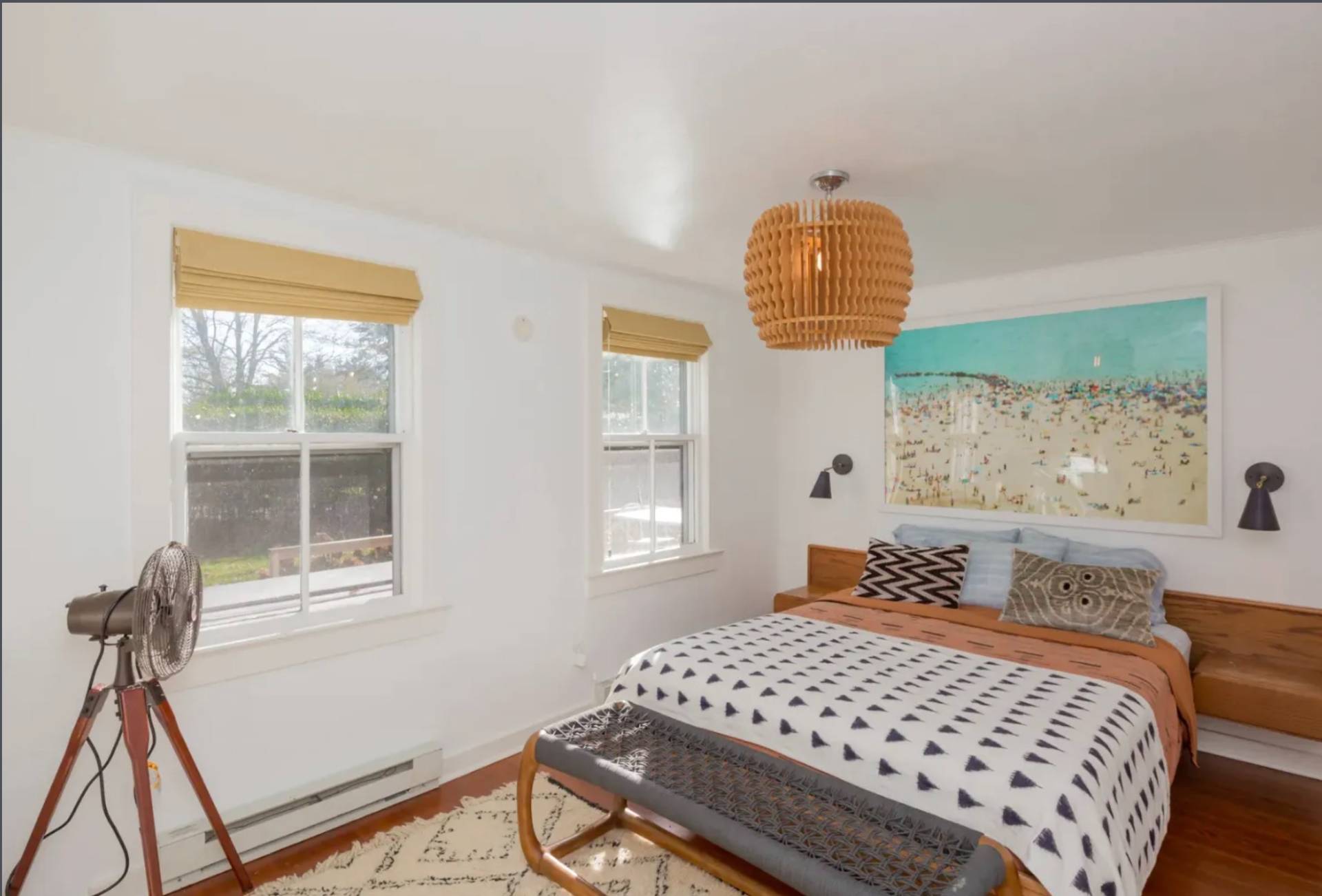 35 MEETING HOUSE LN