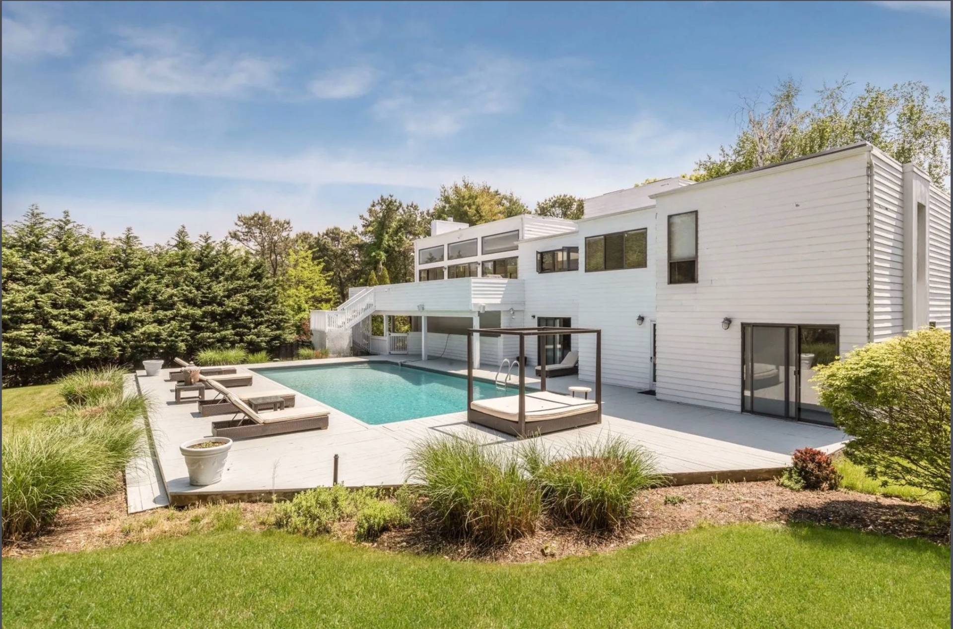 10 SCOTCH MIST LN