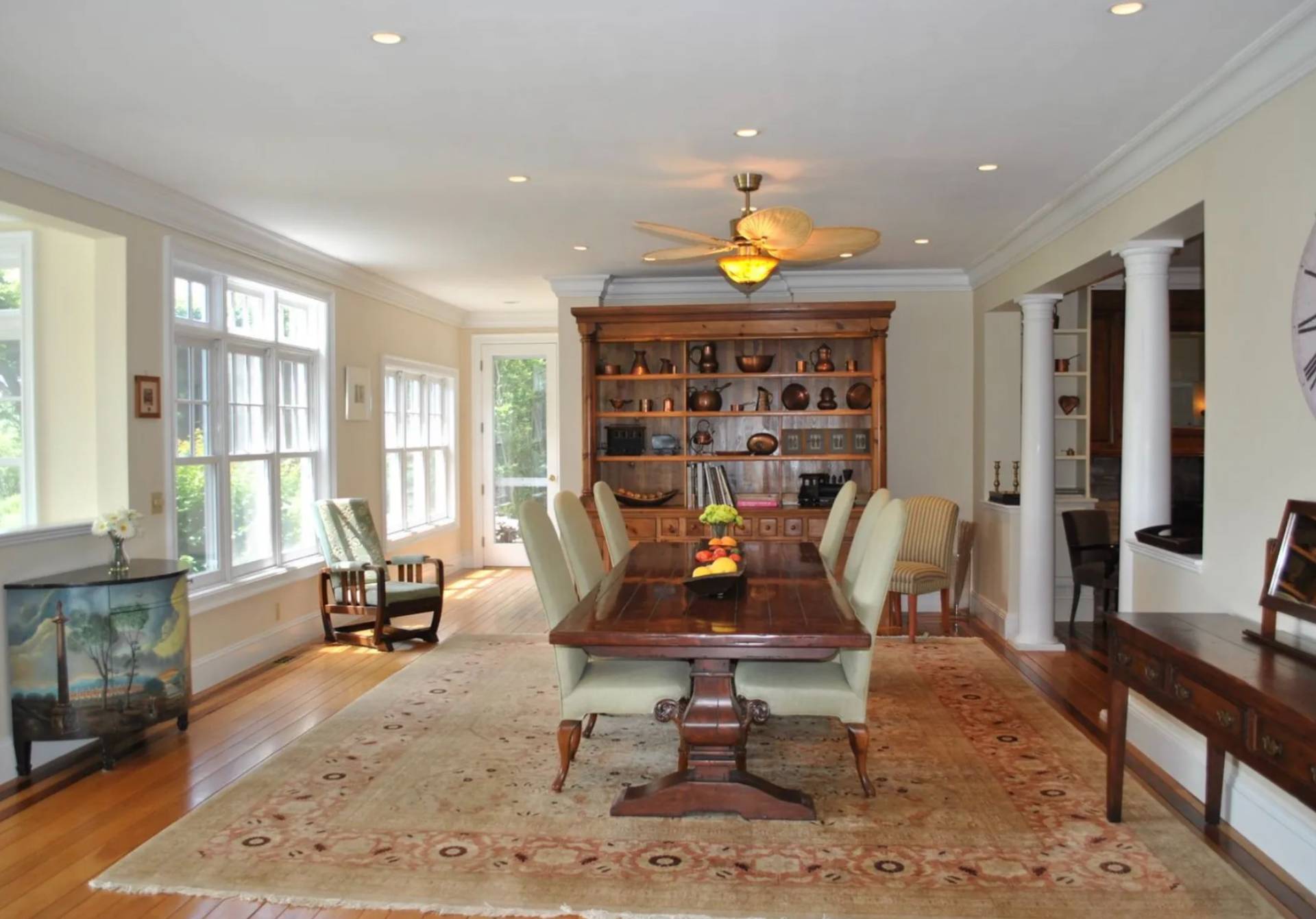 32 MEADOW CT