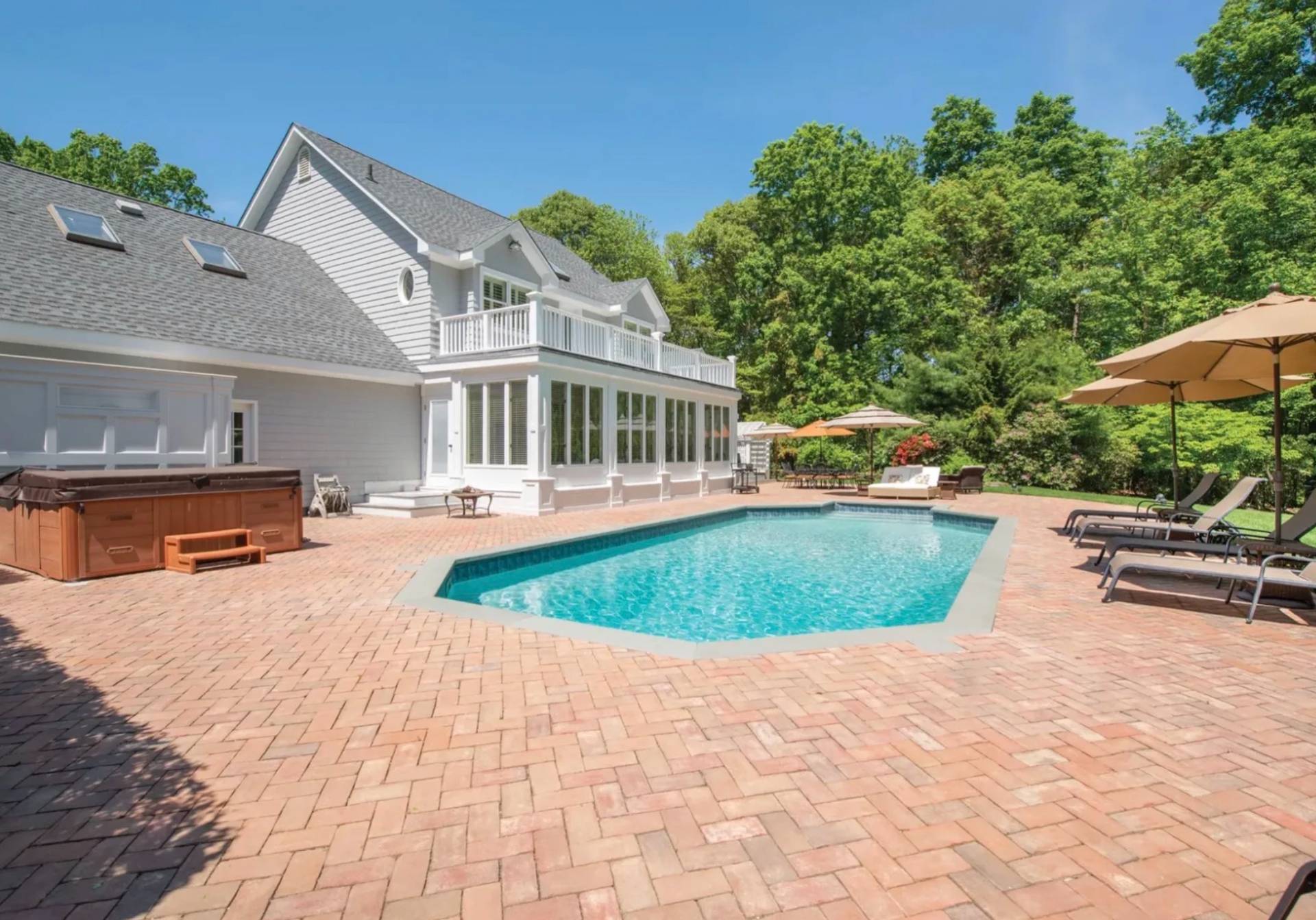 320 MILLSTONE BROOK RD