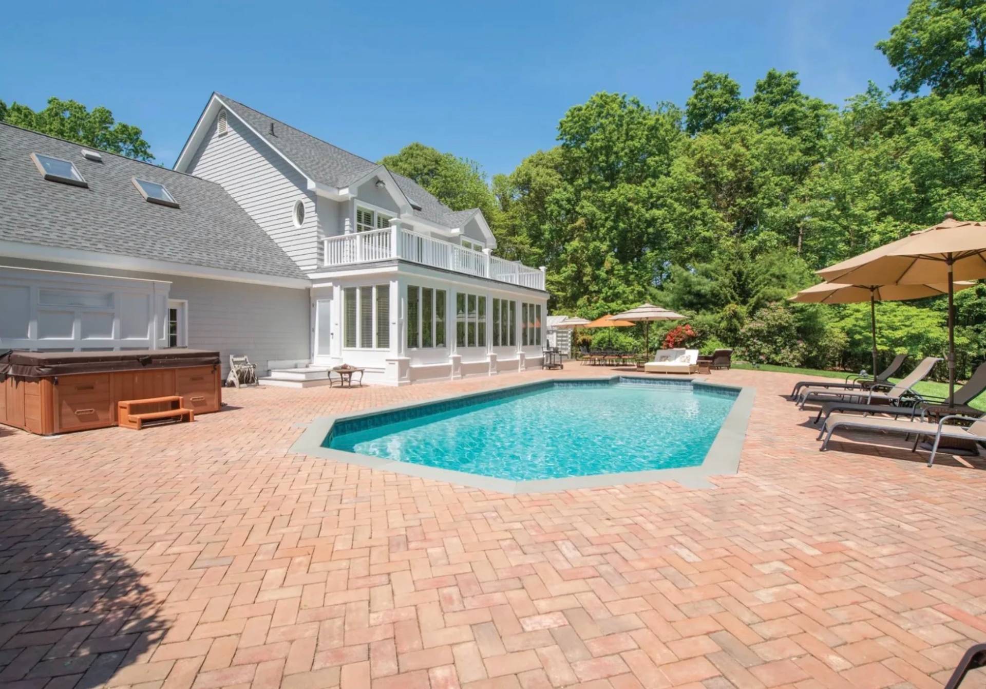 320 MILLSTONE BROOK RD