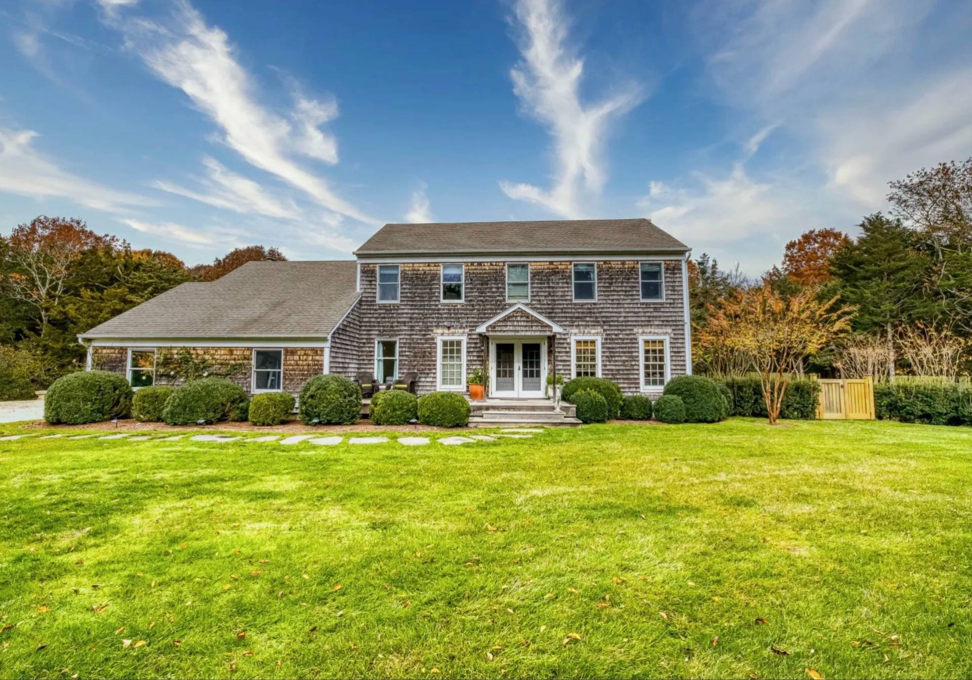 8 CEDAR HAVEN LN