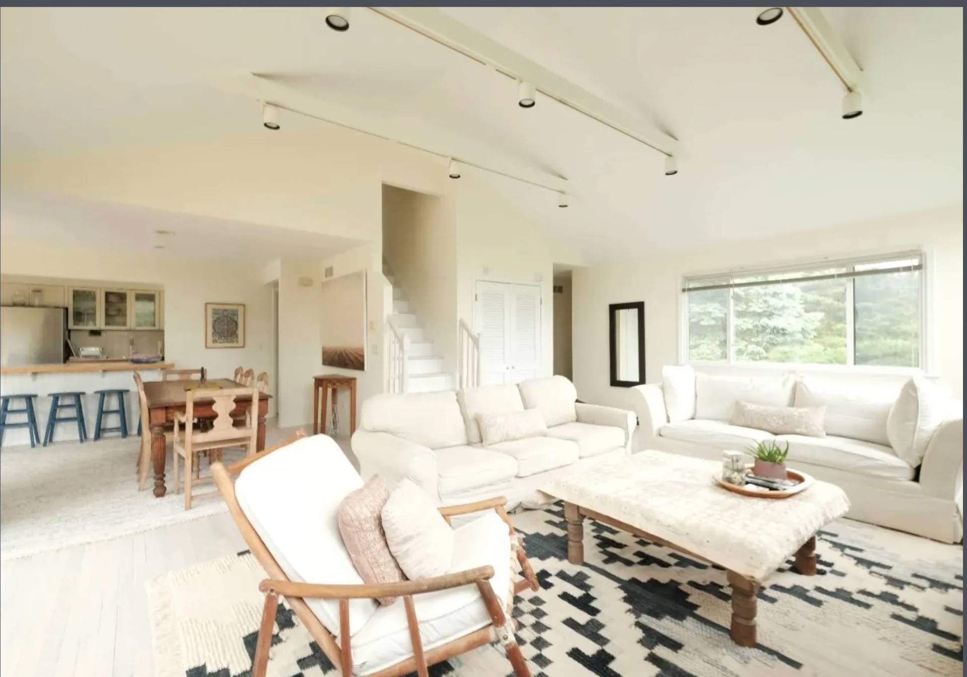 282 TOWN LINE RD