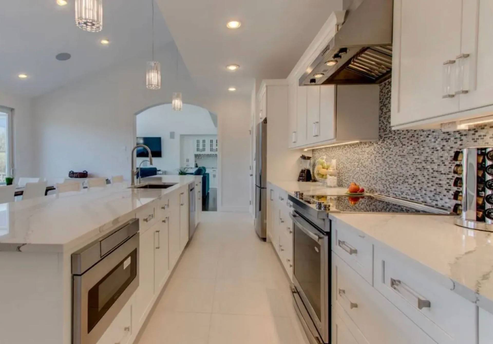 28 FAIRBANKS CT