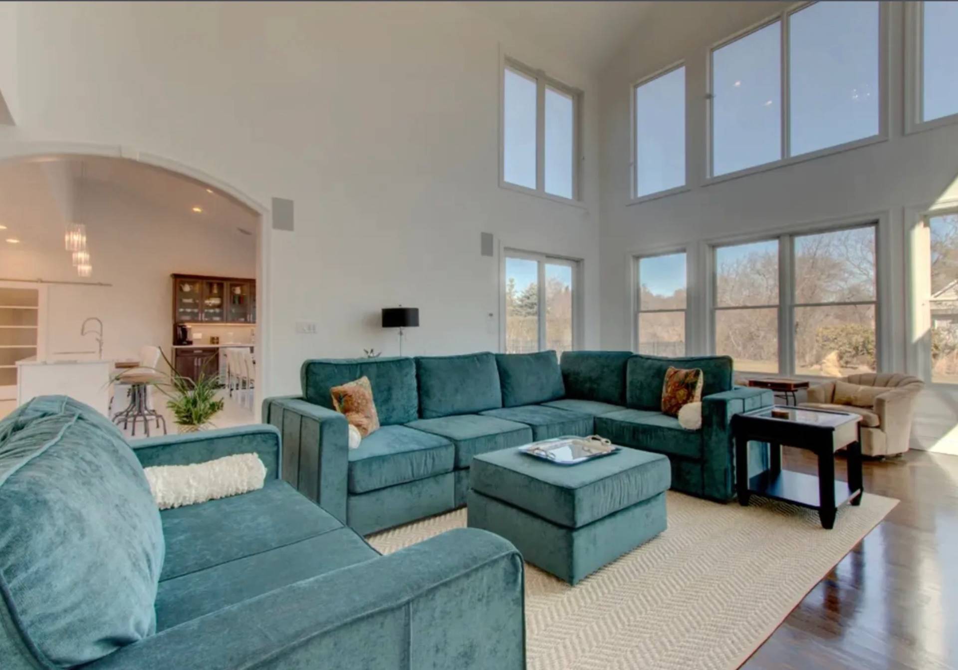 28 FAIRBANKS CT
