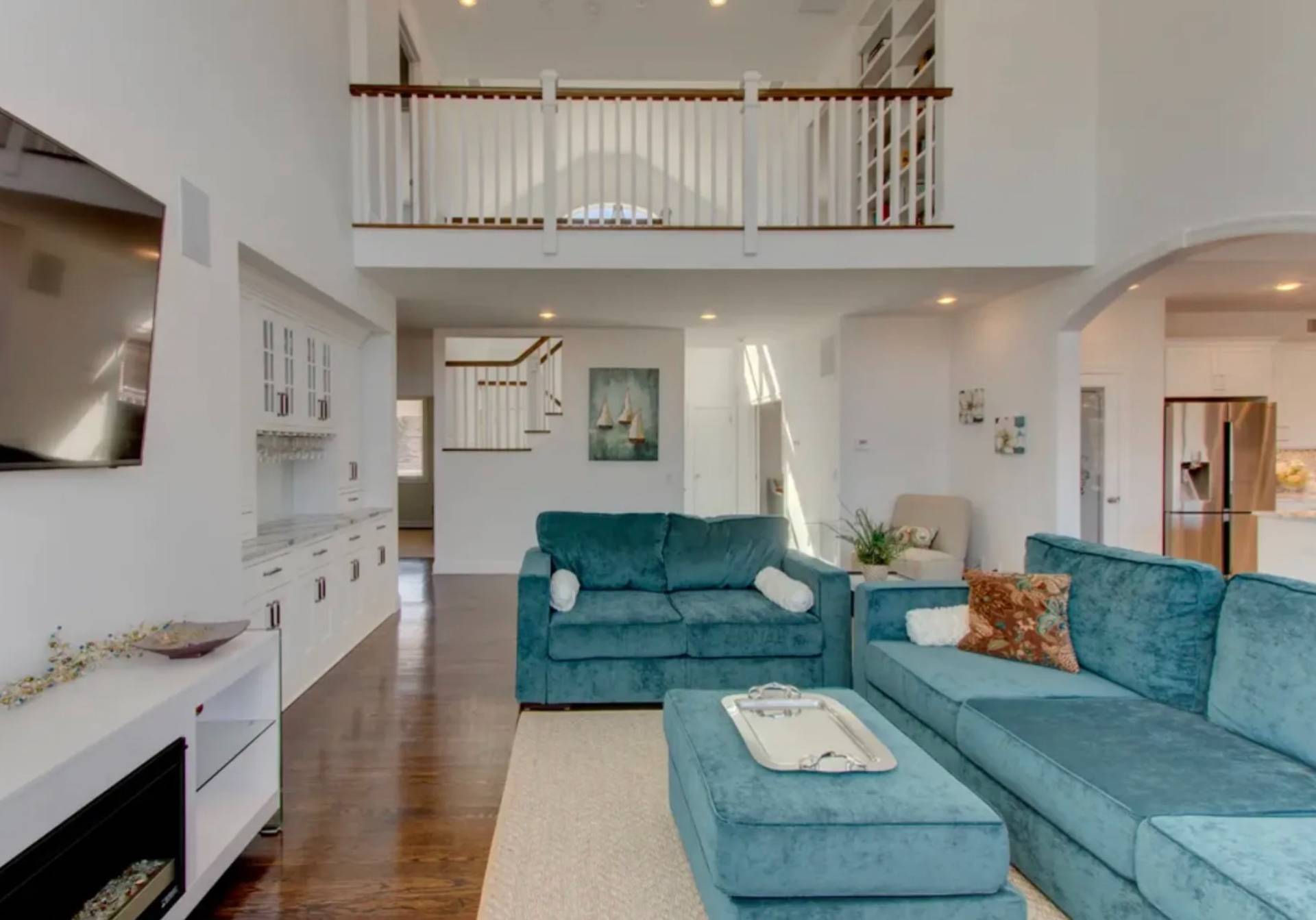 28 FAIRBANKS CT